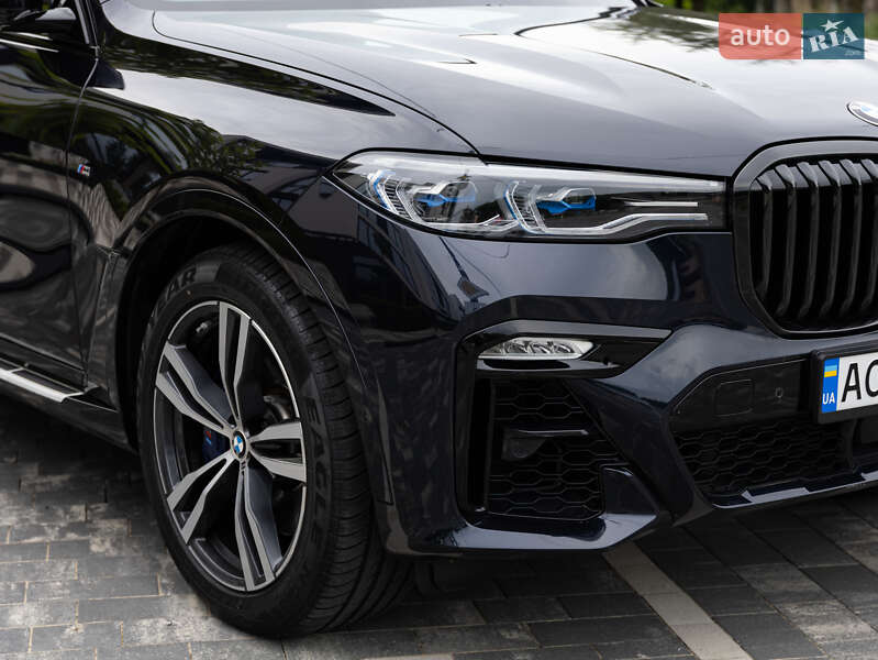 Внедорожник / Кроссовер BMW X7 2021 в Ужгороде