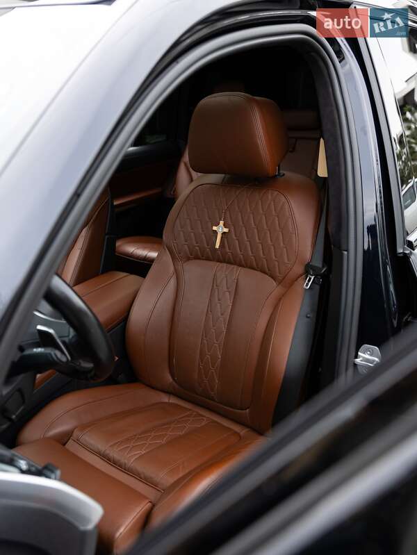 Внедорожник / Кроссовер BMW X7 2021 в Ужгороде