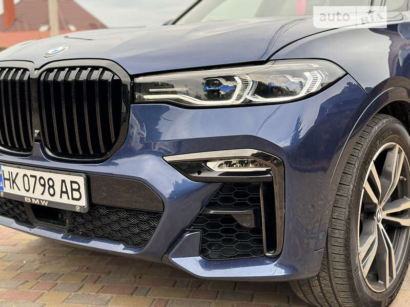 Внедорожник / Кроссовер BMW X7 2021 в Ровно