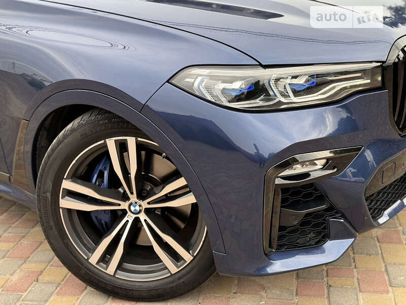 Внедорожник / Кроссовер BMW X7 2021 в Ровно