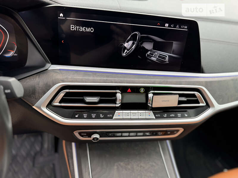 Внедорожник / Кроссовер BMW X7 2021 в Ровно