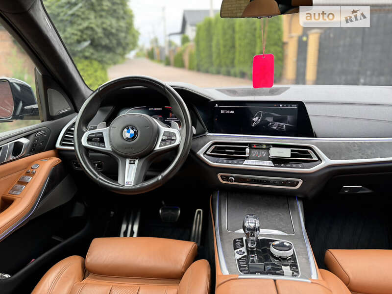 Внедорожник / Кроссовер BMW X7 2021 в Ровно