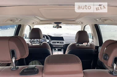 Внедорожник / Кроссовер BMW X7 2022 в 
