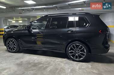 Позашляховик / Кросовер BMW X7 2024 в Києві