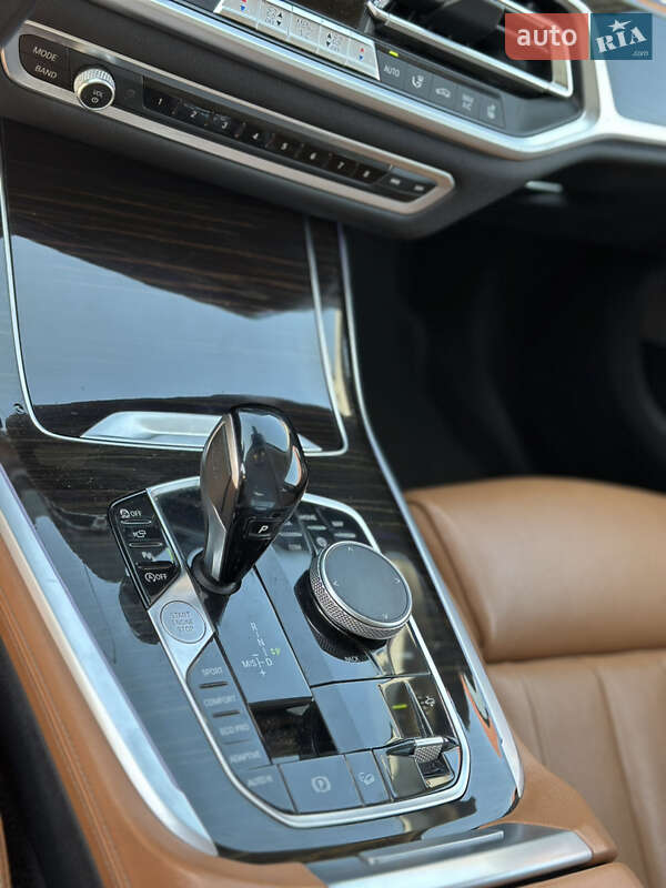 Внедорожник / Кроссовер BMW X7 2019 в Стрые