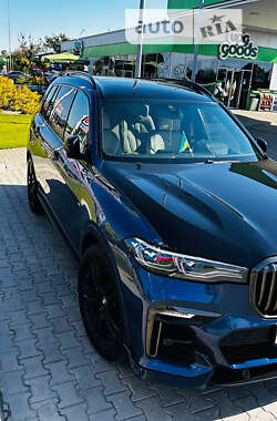 Внедорожник / Кроссовер BMW X7 2020 в Киеве