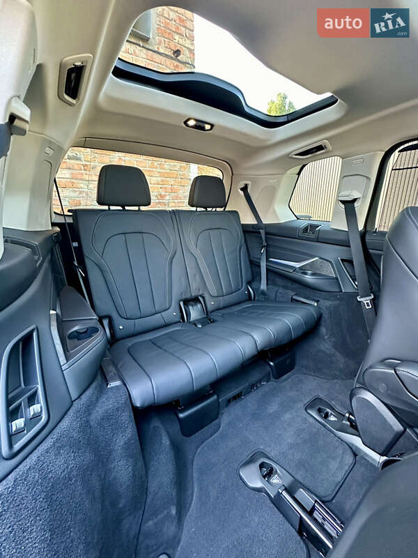 Внедорожник / Кроссовер BMW X7 2021 в Киеве фото 25 Внедорожник / Кроссовер BMW X7 2021 в Киеве