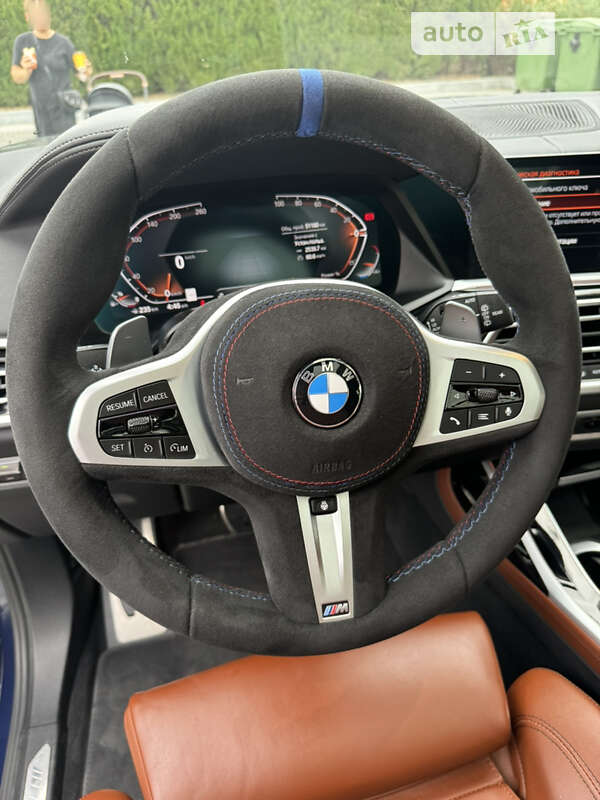 Позашляховик / Кросовер BMW X7 2022 в Дніпрі