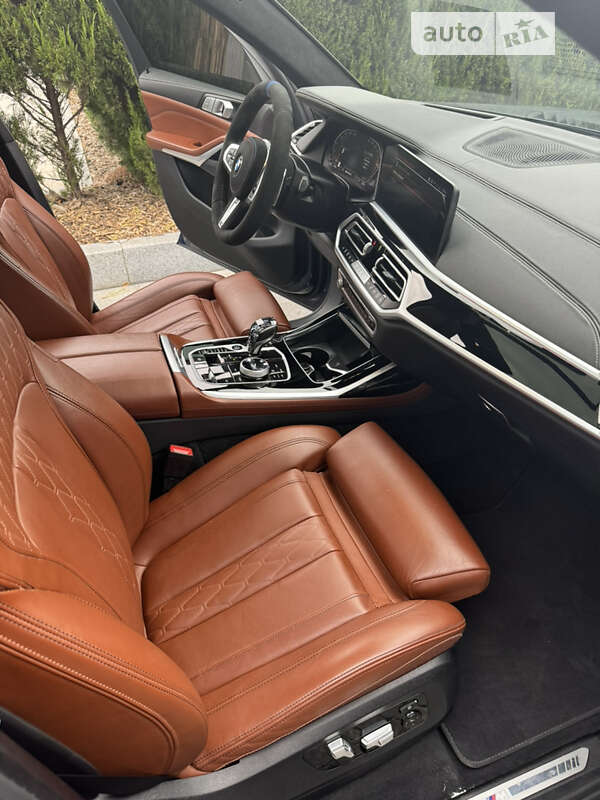 Позашляховик / Кросовер BMW X7 2022 в Дніпрі