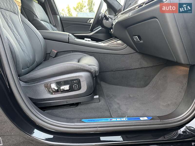 Внедорожник / Кроссовер BMW X7 2024 в Киеве