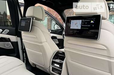 Внедорожник / Кроссовер BMW X7 2022 в Киеве