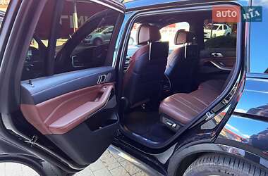 Позашляховик / Кросовер BMW X7 2019 в 