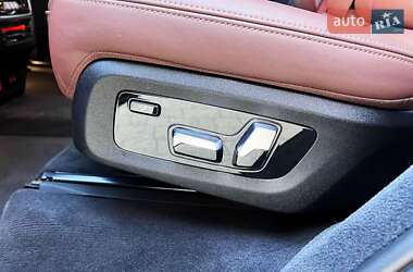 Позашляховик / Кросовер BMW X7 2019 в 