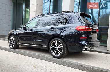Позашляховик / Кросовер BMW X7 2019 в 