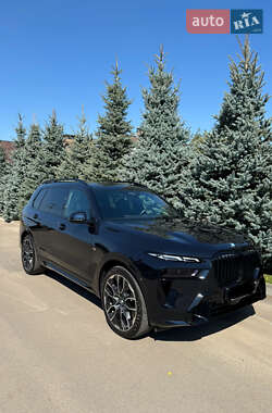 Внедорожник / Кроссовер BMW X7 2022 в Киеве