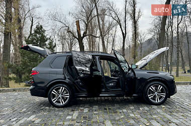 Внедорожник / Кроссовер BMW X7 2024 в Киеве