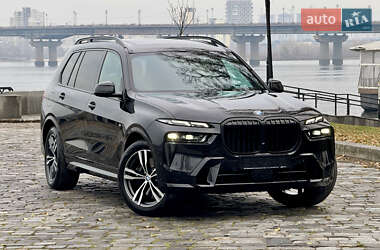 Внедорожник / Кроссовер BMW X7 2024 в Киеве