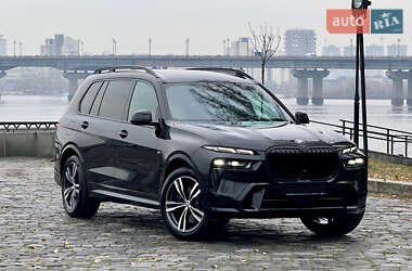 Внедорожник / Кроссовер BMW X7 2024 в Киеве