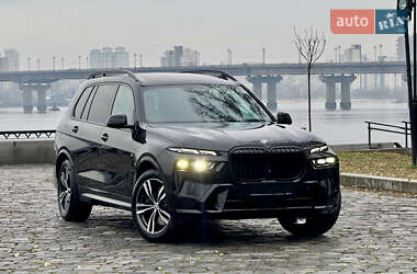 Внедорожник / Кроссовер BMW X7 2024 в Киеве