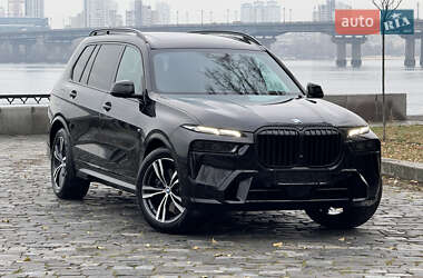 Внедорожник / Кроссовер BMW X7 2024 в Киеве