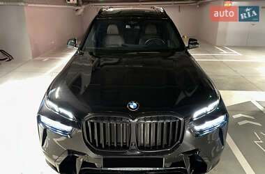 Внедорожник / Кроссовер BMW X7 2023 в 