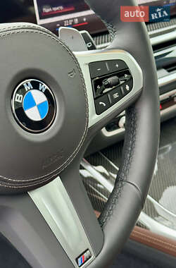 Позашляховик / Кросовер BMW X7 2023 в 