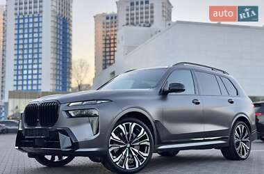 Внедорожник / Кроссовер BMW X7 2023 в Одессе