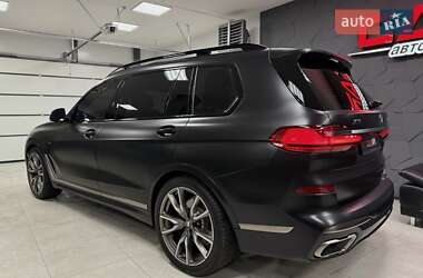 Внедорожник / Кроссовер BMW X7 2022 в 
