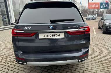 Позашляховик / Кросовер BMW X7 2020 в 
