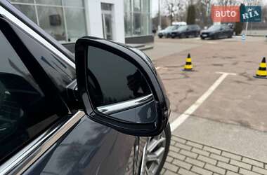 Позашляховик / Кросовер BMW X7 2020 в 