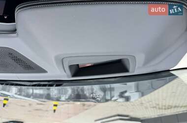 Позашляховик / Кросовер BMW X7 2020 в 