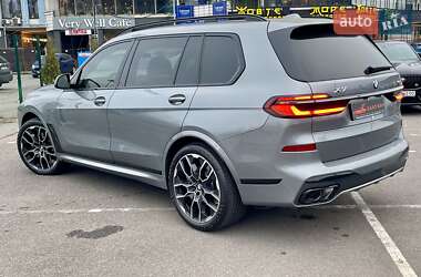 Внедорожник / Кроссовер BMW X7 2023 в Киеве