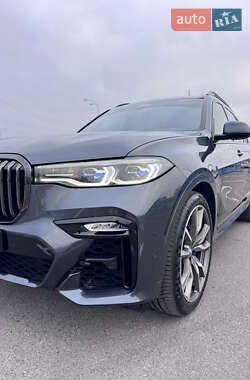 Внедорожник / Кроссовер BMW X7 2022 в Киеве