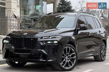 Внедорожник / Кроссовер BMW X7 2022 в Киеве