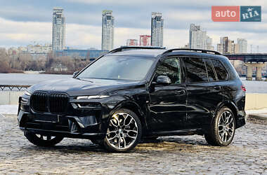 Внедорожник / Кроссовер BMW X7 2024 в Киеве