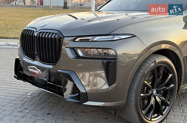 Внедорожник / Кроссовер BMW X7 2023 в 