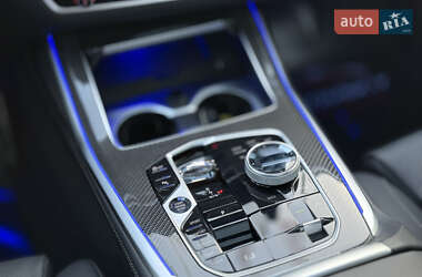 Внедорожник / Кроссовер BMW X7 2023 в 