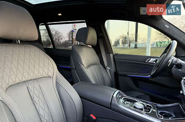 Внедорожник / Кроссовер BMW X7 2023 в 