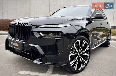 Внедорожник / Кроссовер BMW X7 2023 в Киеве