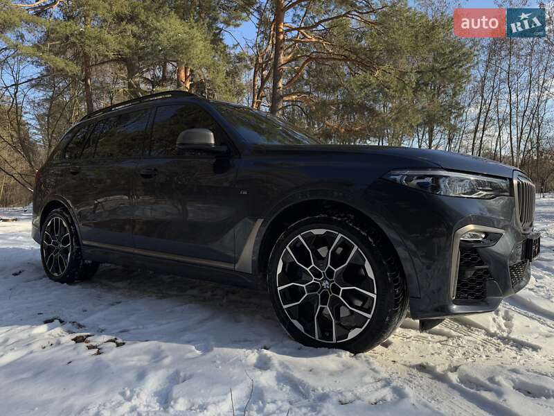 Внедорожник / Кроссовер BMW X7 2021 в Киеве