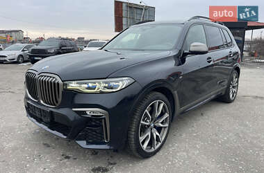 Позашляховик / Кросовер BMW X7 2020 в 