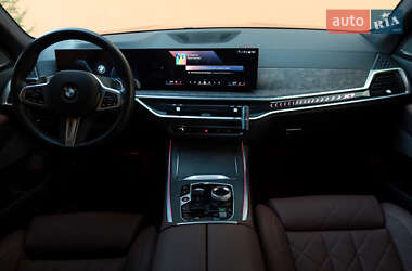 Внедорожник / Кроссовер BMW X7 2023 в 