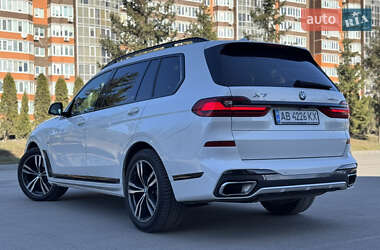 Позашляховик / Кросовер BMW X7 2020 в 
