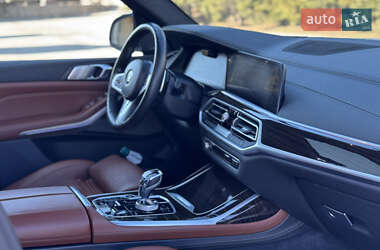Позашляховик / Кросовер BMW X7 2020 в 