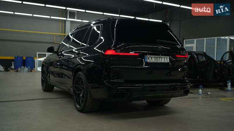 Позашляховик / Кросовер BMW X7 2020 в Києві