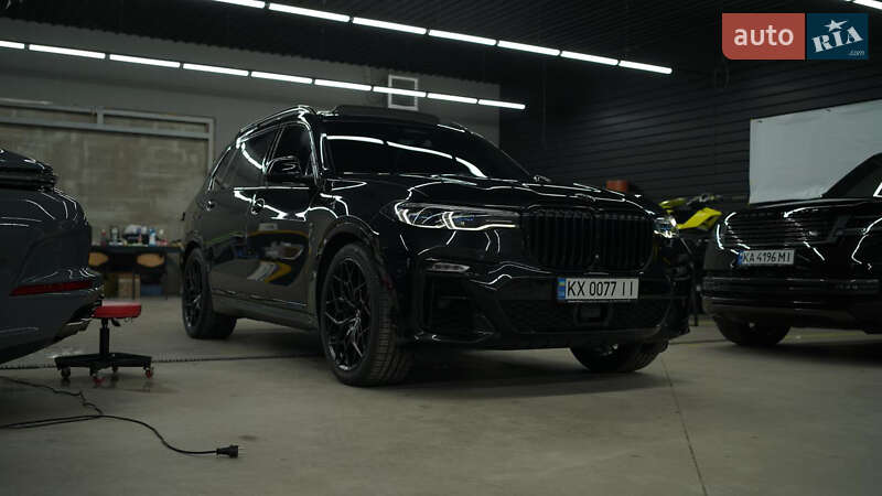 Позашляховик / Кросовер BMW X7 2020 в Києві