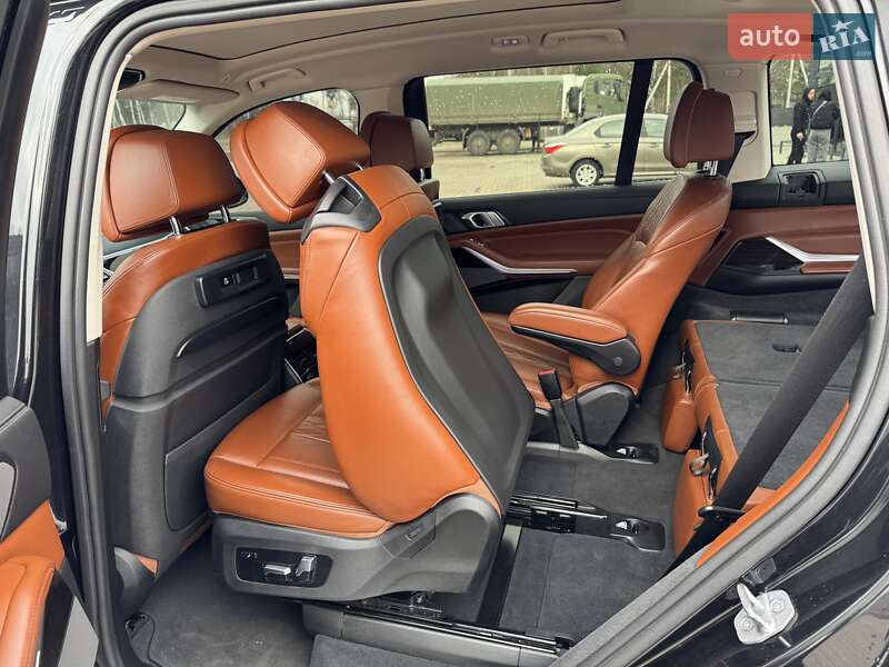 Позашляховик / Кросовер BMW X7 2019 в Ковелі