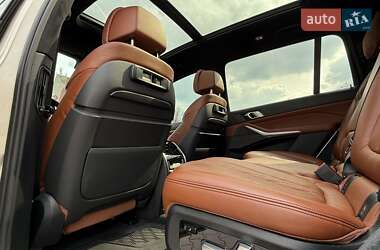 Внедорожник / Кроссовер BMW X7 2019 в 