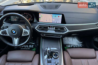 Внедорожник / Кроссовер BMW X7 2021 в 