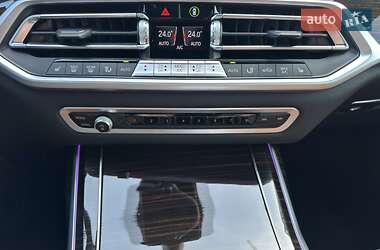 Внедорожник / Кроссовер BMW X7 2021 в 
